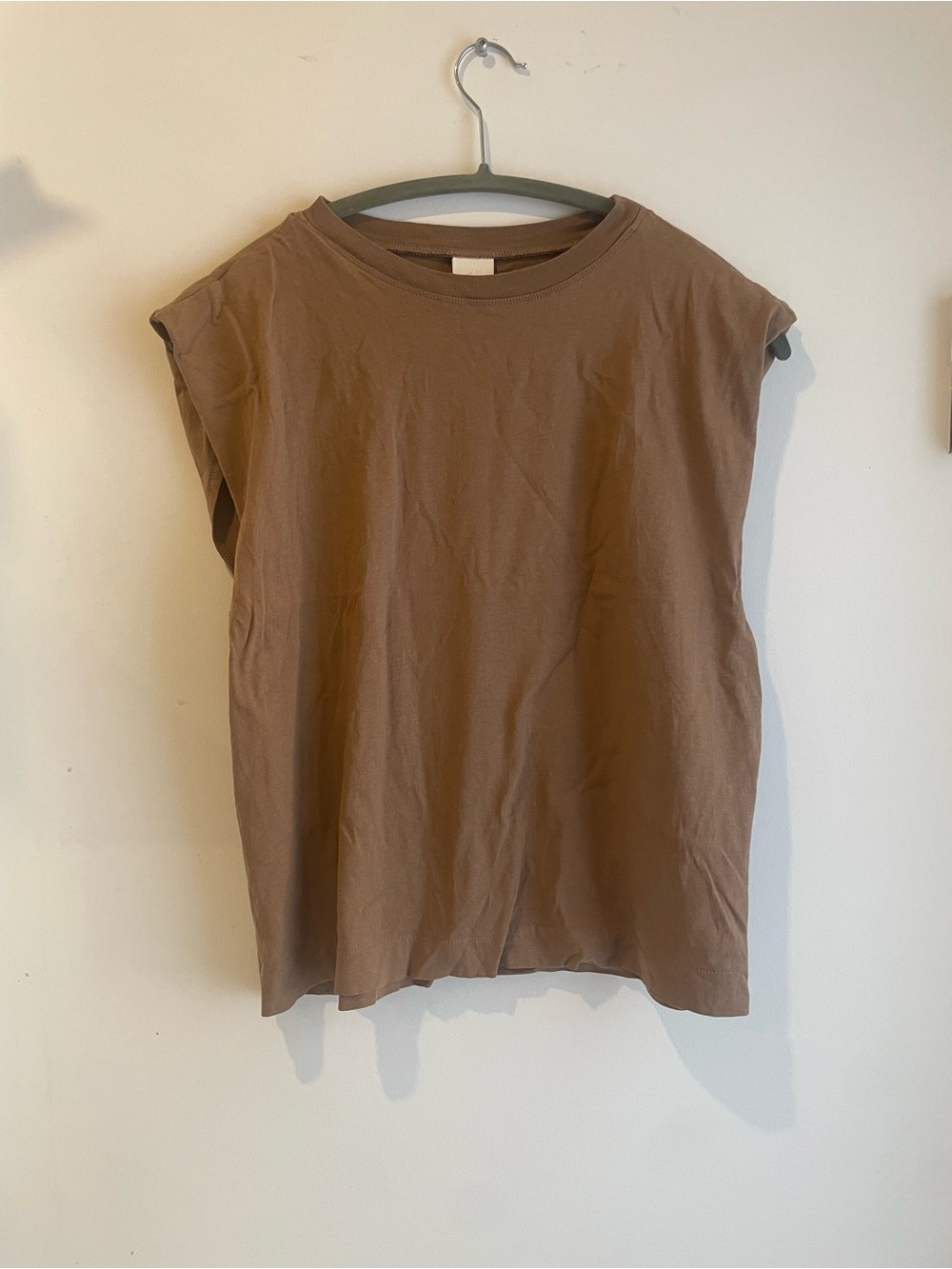 H&M Brown Muscle Tee Sleeveless Crewneck